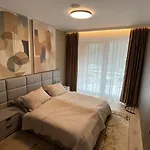 Beige Bardejovske Kupele * 巴尔代约夫